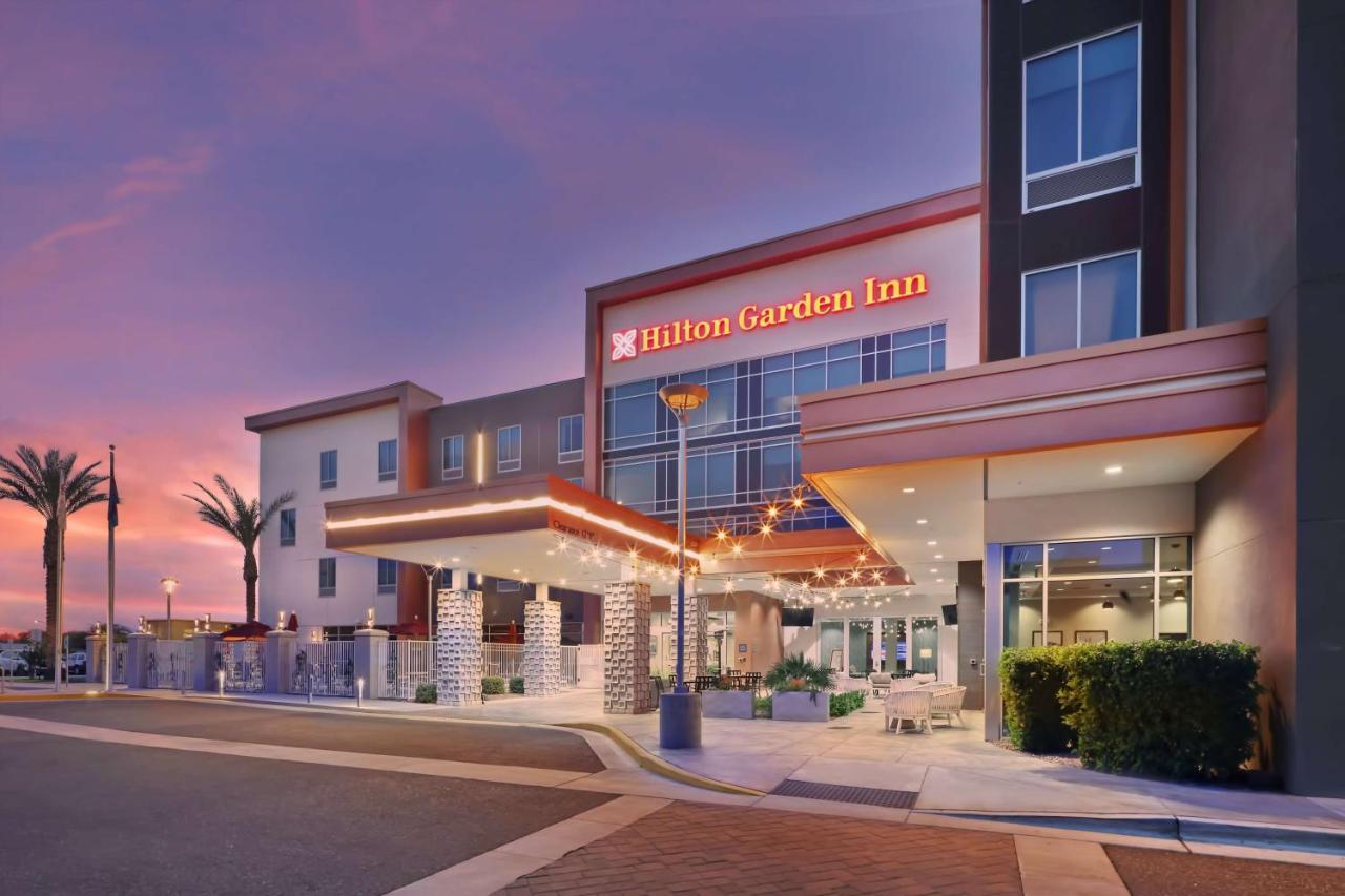 Hilton Garden Inn Chandler Downtown Extérieur photo