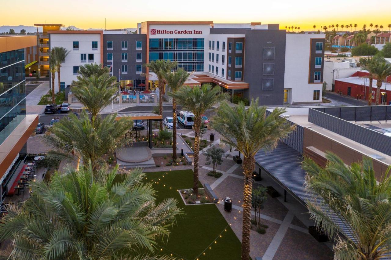 Hilton Garden Inn Chandler Downtown Extérieur photo