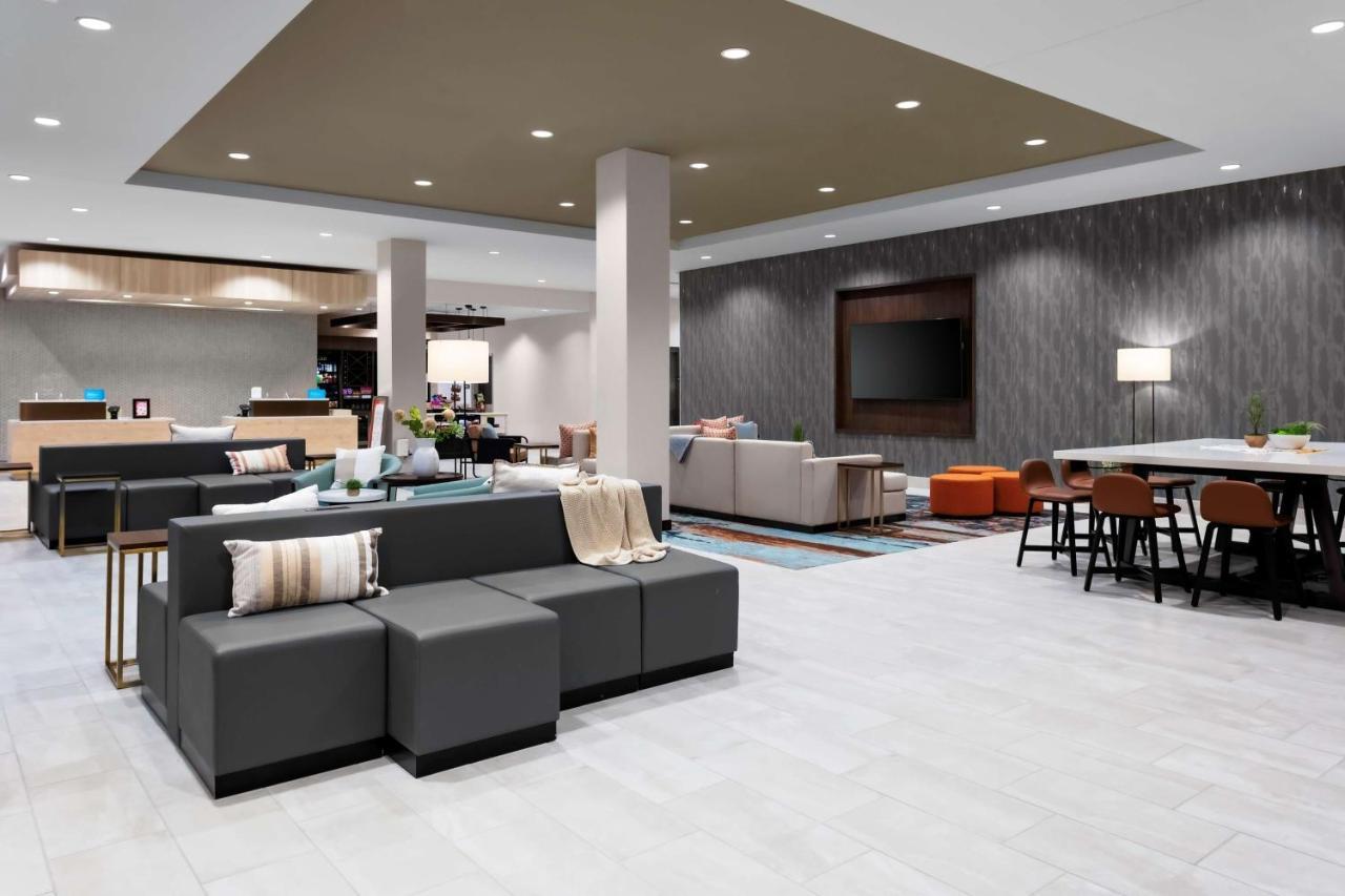 Hilton Garden Inn Chandler Downtown Extérieur photo