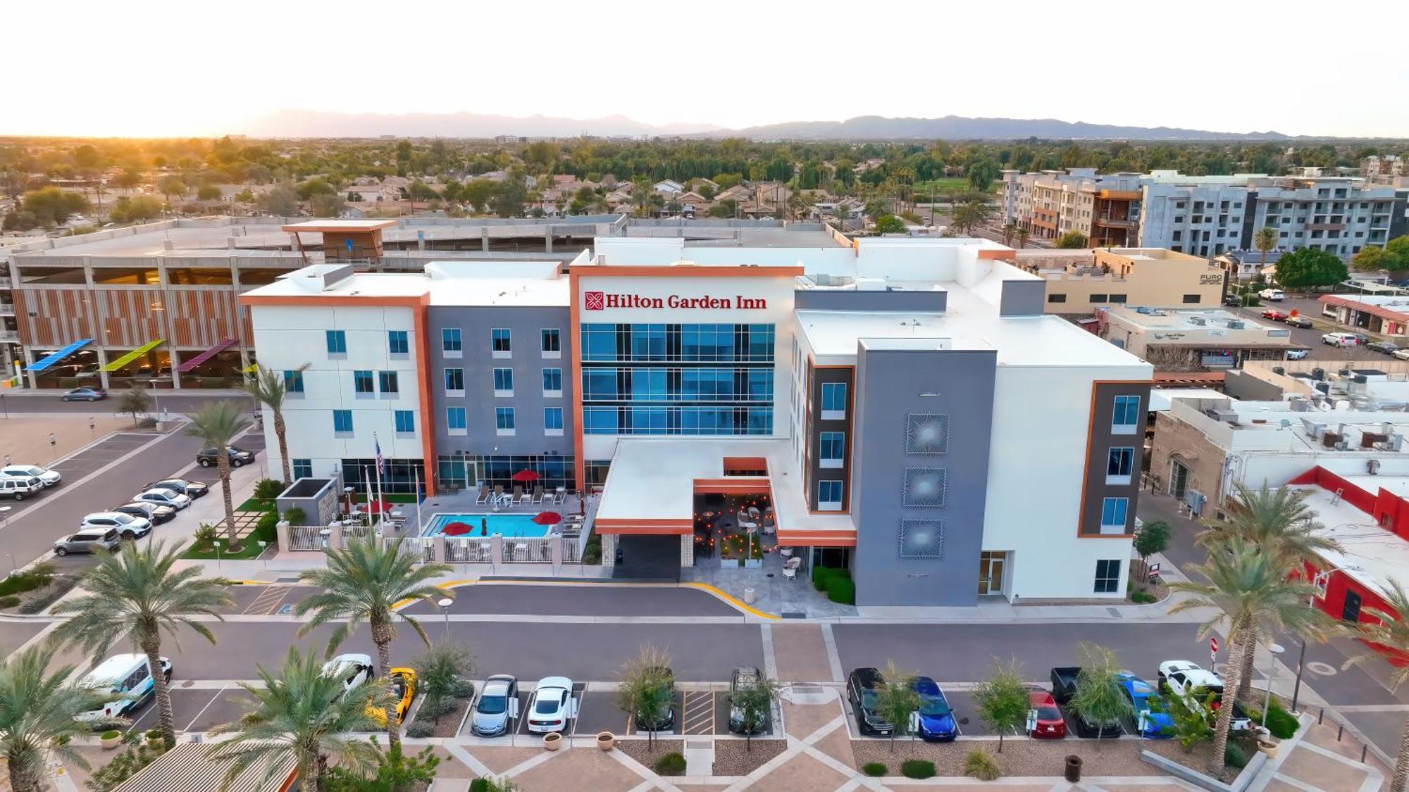 Hilton Garden Inn Chandler Downtown Extérieur photo