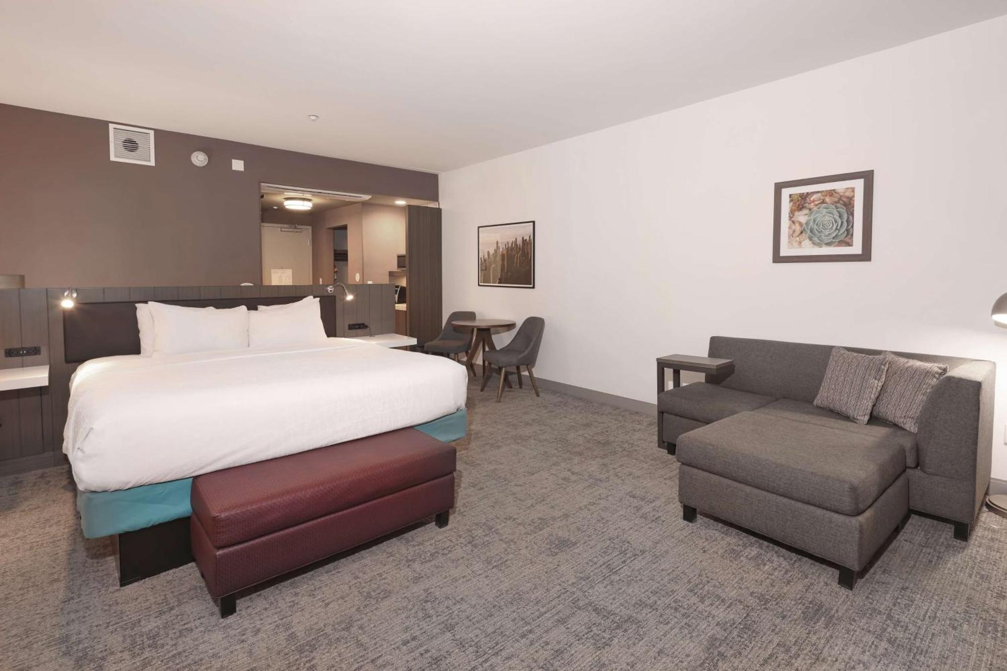 Hilton Garden Inn Chandler Downtown Extérieur photo