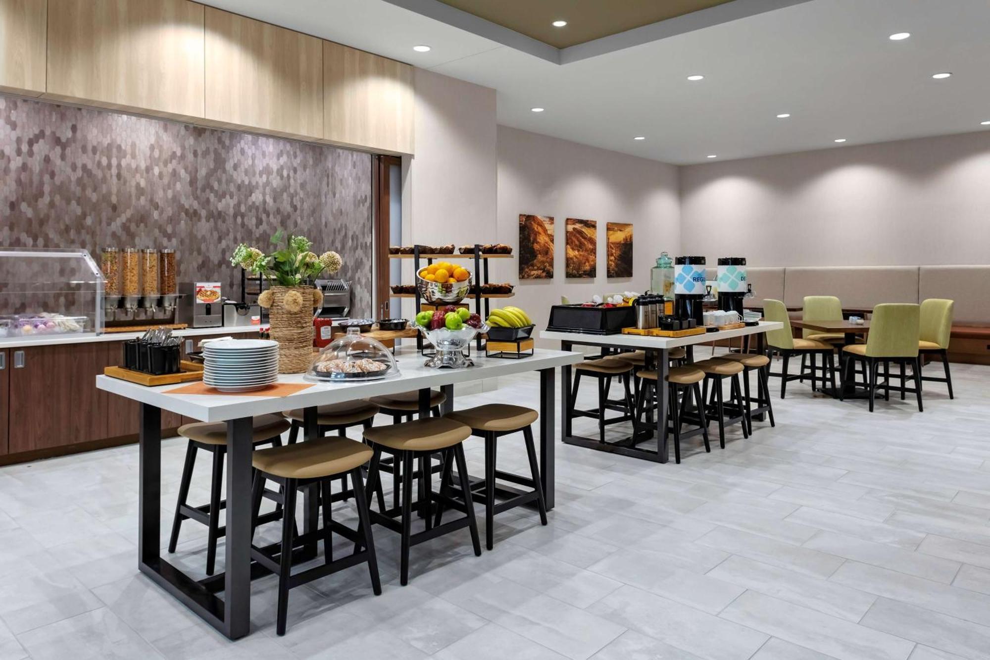 Hilton Garden Inn Chandler Downtown Extérieur photo